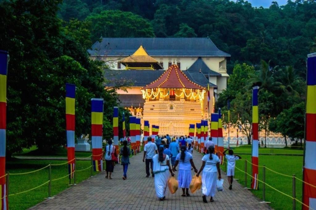 Nisansala Homestay Kandy Deiyannewela 外观 照片